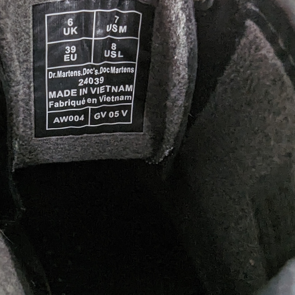 Dr. Martens 1460 Black Wintergrip Lace Up Boots - Picture 10 of 10